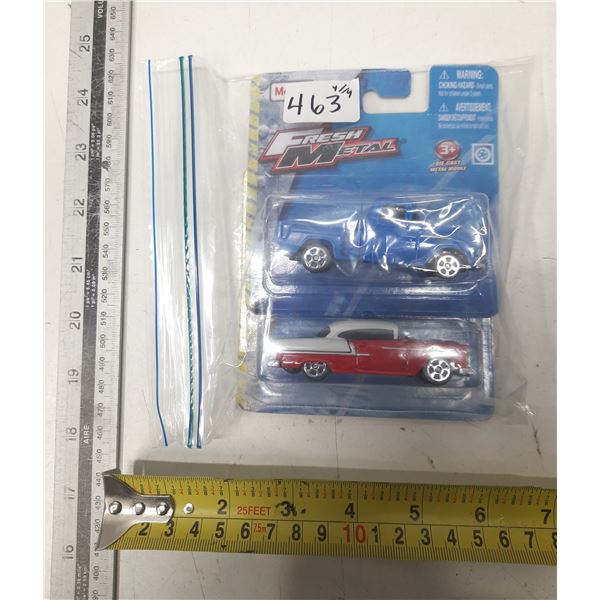 2 Maisto cars - sealed