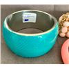 Image 2 : 3 Bangles Bracelets - Green One Inside is Non-Magnetic Metal