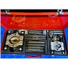 Image 2 : Vintage Gear & Bearing Fuller Set Complete in Original Metal Storage Case
