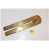 Image 1 : Button polishing guard -police?