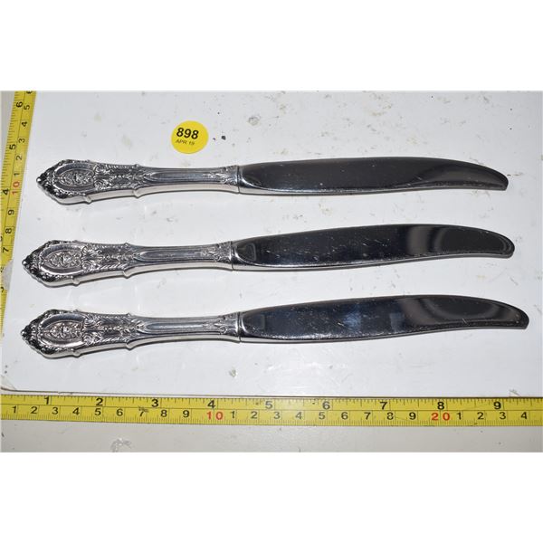 Wallace sterling roseprint  knives sterling handles 216.0 g