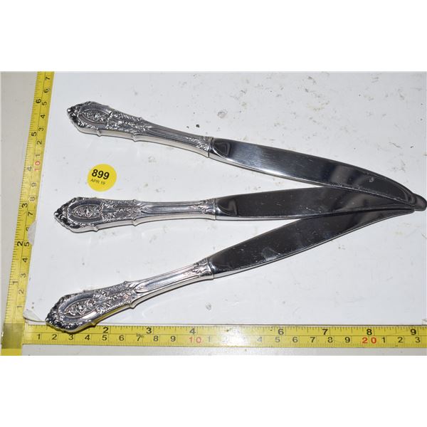 Wallace sterling roseprint  knives sterling handles 216.0 g