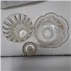 Image 2 : 3 glass bowls