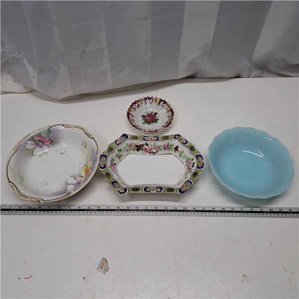 ceramic decorational bowls and serving tray