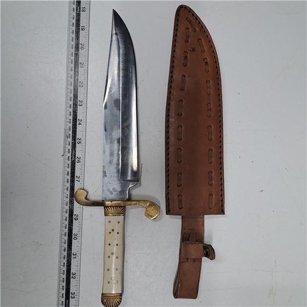1 hunting knife