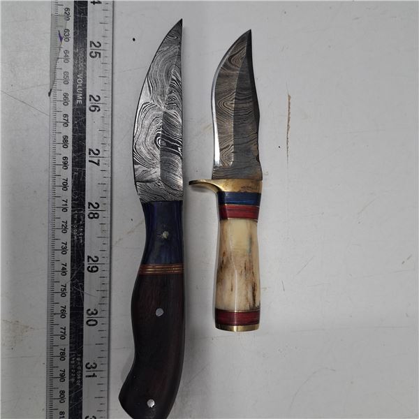 2 small demascus steel knives