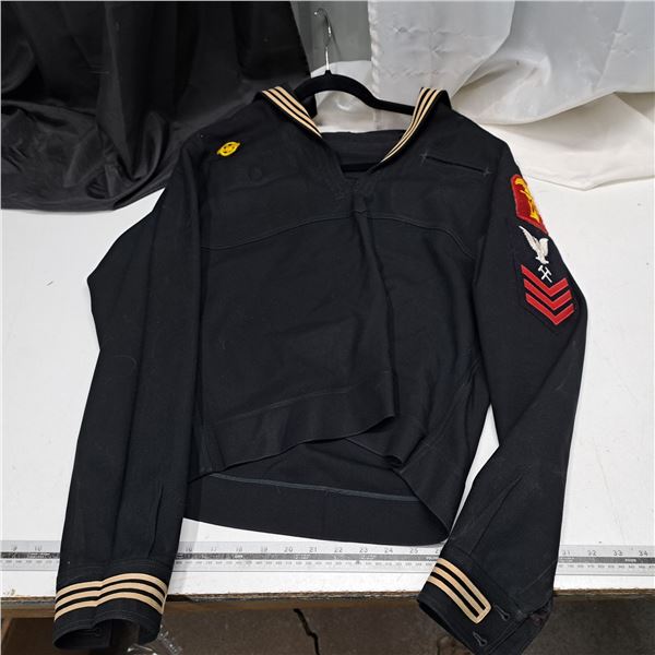 millitary jumper united states navy unknown size