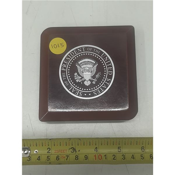 Presidential Seal USA Coin in Mahogany Box.