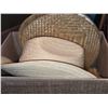 Image 3 : 1026 Box of Vintage Straw Items – hat, bale, wall art