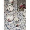 Image 5 : 1039 Box of Miniature vases
