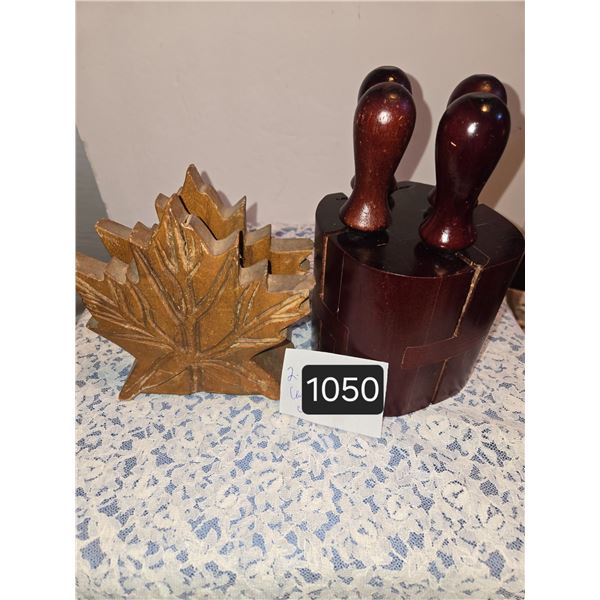 1050 Vintage Casa Elite Cheese Slicers in Holder: Carved Maple Leaf Napkin Holder