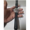Image 3 : VINTAGE TIMEX QTZ DIVER WATCH, DATE @3 NEW BATT , RUNS