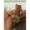 Image 1 : VINTAGE LADIES/ CHILD NOVELTY WATCH 'POOH BEAR' QTZ, NEW BATT, RUNS