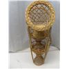Image 5 : Vintage Wicker Peacock Chair.