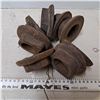 Image 1 : wagon wheel nuts
