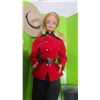 Image 6 : Vintage 1987 Mattel Canadian RCMP Barbie in Original Box