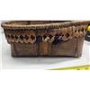 Image 6 : Vintage 12" x 9" Birch Bark Basket Early 1900s