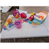 Image 1 : Variety Bag of toys (water toys and play set stuff mainly)