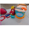 Image 3 : Variety Bag of toys (water toys and play set stuff mainly)