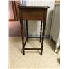 Image 6 : Sturdy set of small desks with shelf and chair. Desk 18” (46 cm) wide x 14.25” (36