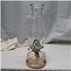 Image 1 : Kerosene glass lamp