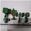 Image 2 : 4 miniature john deer tractors