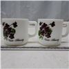 Image 1 : 2 Vintage glass baked mugs