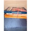 Image 2 : 13. 5 Vintage CookBooks