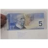 Image 1 : 2002 Canadian Five Dollar Bill.