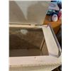 Image 4 : small white 1960 hamper with seat and casters