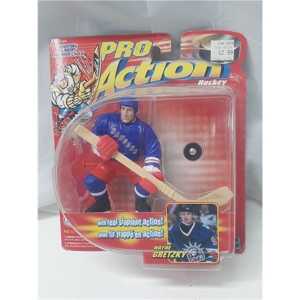 Wayne Gretzky Pro Action Hockey - with real slapshot action! (New in Package)