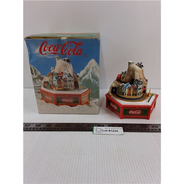 Coca-Cola Musical Christmas Scene - Untested