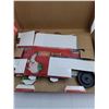 Image 3 : Coca-Cola 1000-piece "Dear Santa" Jigsaw Puzzle & Classic Truck Kit