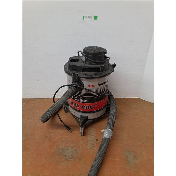 *4 Gallon Electric Shop Vac- Powers On