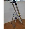 Image 3 : * 4ft Aluminum Step Ladder, Cannot Ship