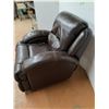 Image 2 : *Leather Electric Reclining Chair, 38" x 40" x 40", Consigner Says works- Cannot Ship