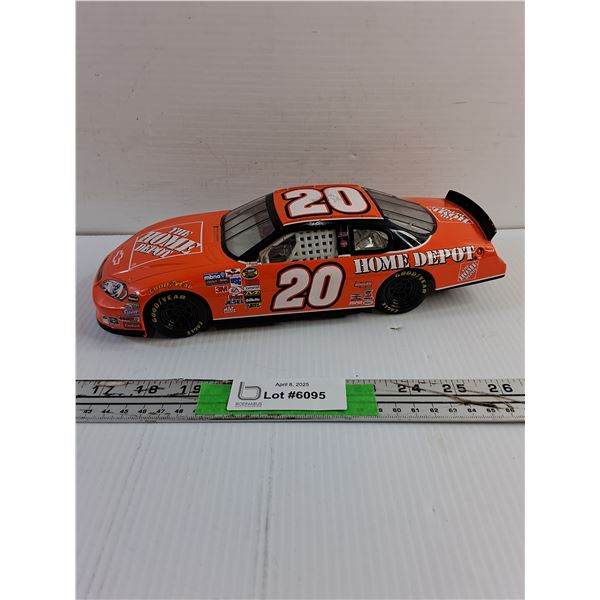 1:18 Nascar Home Depot Race Car #20