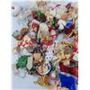 Image 2 : Lot Of Various Christmas Decorations