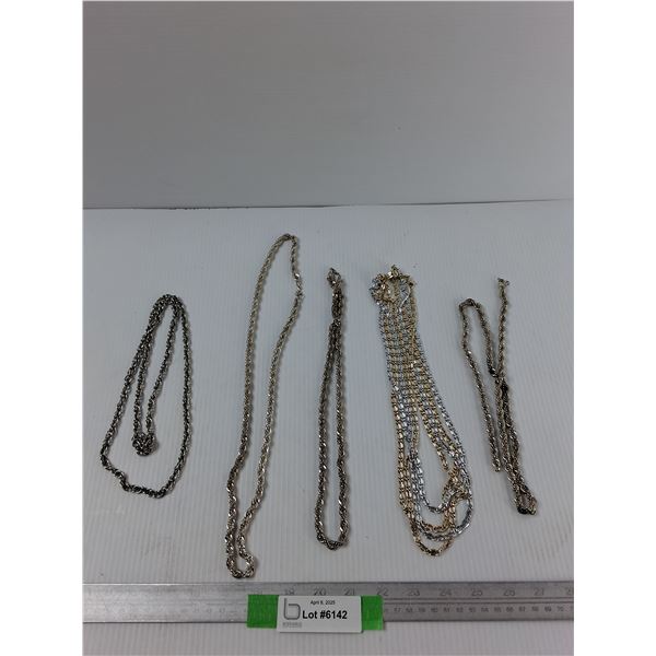 Lot Of (5) Necklaces, Various Lengths