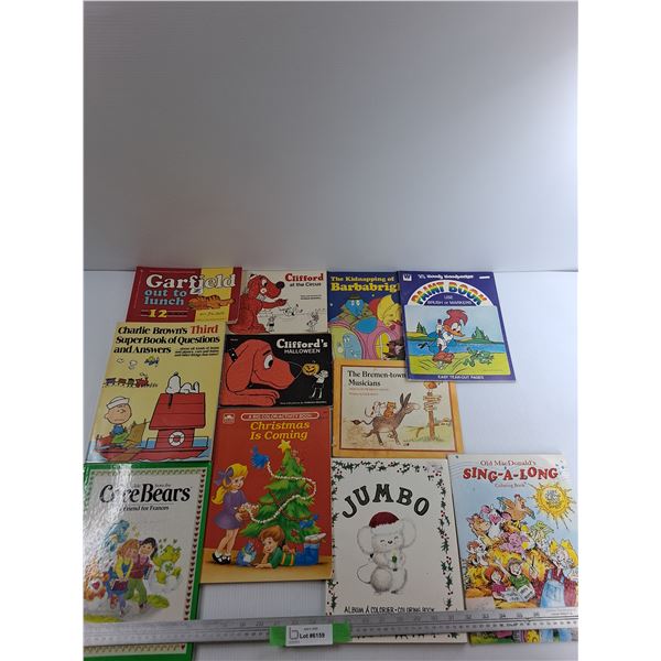 (11) Various Childrens Books, Clifford The Big Red Dog, Garfield, Misc