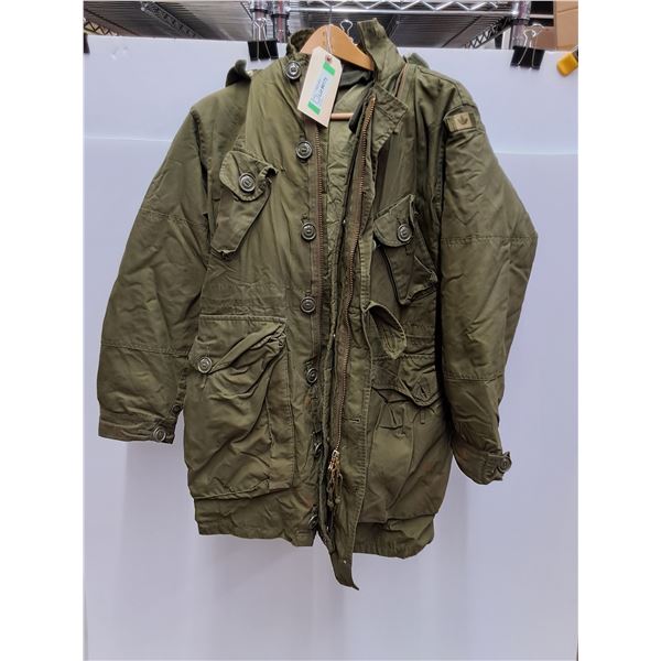 *Canadian Army Extreme Cold Parka