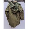 Image 4 : *Canadian Army Extreme Cold Parka