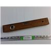 Image 1 : Vintage Wooden Level