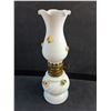 Image 2 : Vintage Milk Glass Oil Lamp