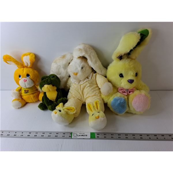 (4) Stuffies- Rabbits & Frog