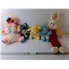 Image 1 : (5) Stuffed Animals Up to 22.5" Long