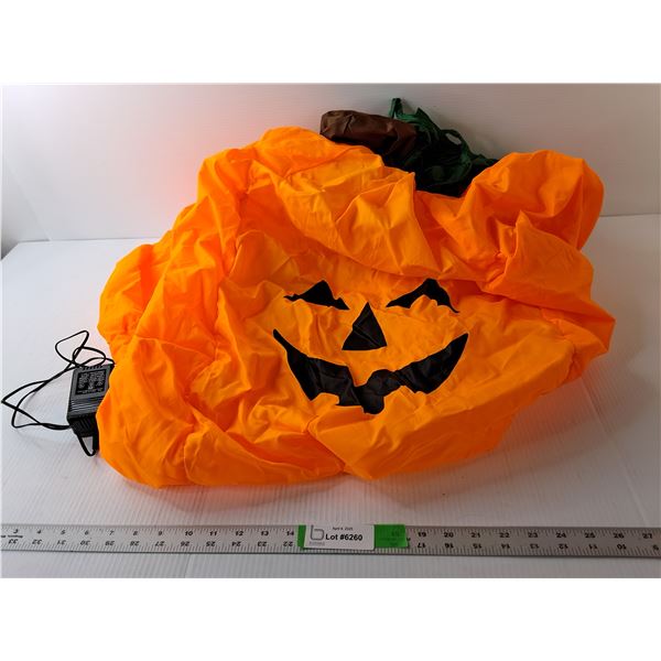 Inflatable Pumpkin Decoration-Powers On