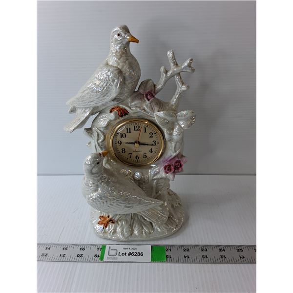 Ceramic Bird Clock-Requires New Battery