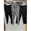Image 1 : (3) Nike Pants