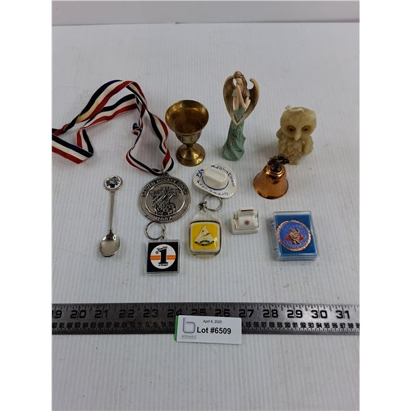 Assorted Figurines & Keepsakes